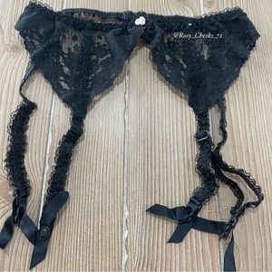 Elegant Black Lace Garter Belt